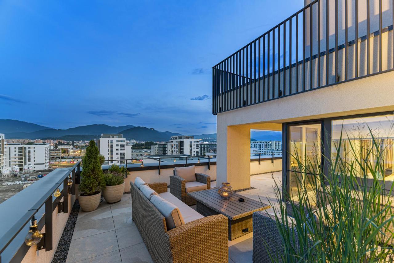 Mk Apartments Braşov Exteriör bild