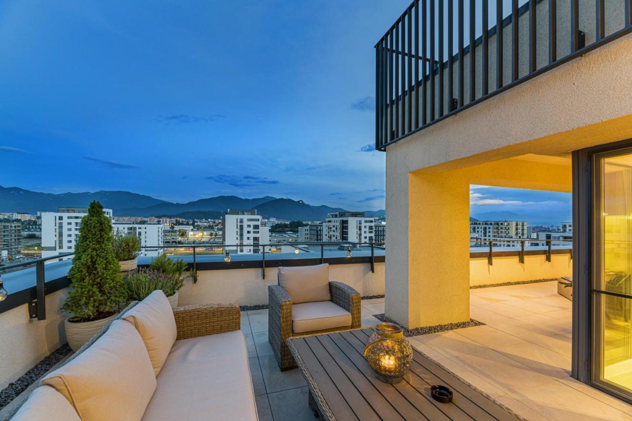 Mk Apartments Braşov Exteriör bild